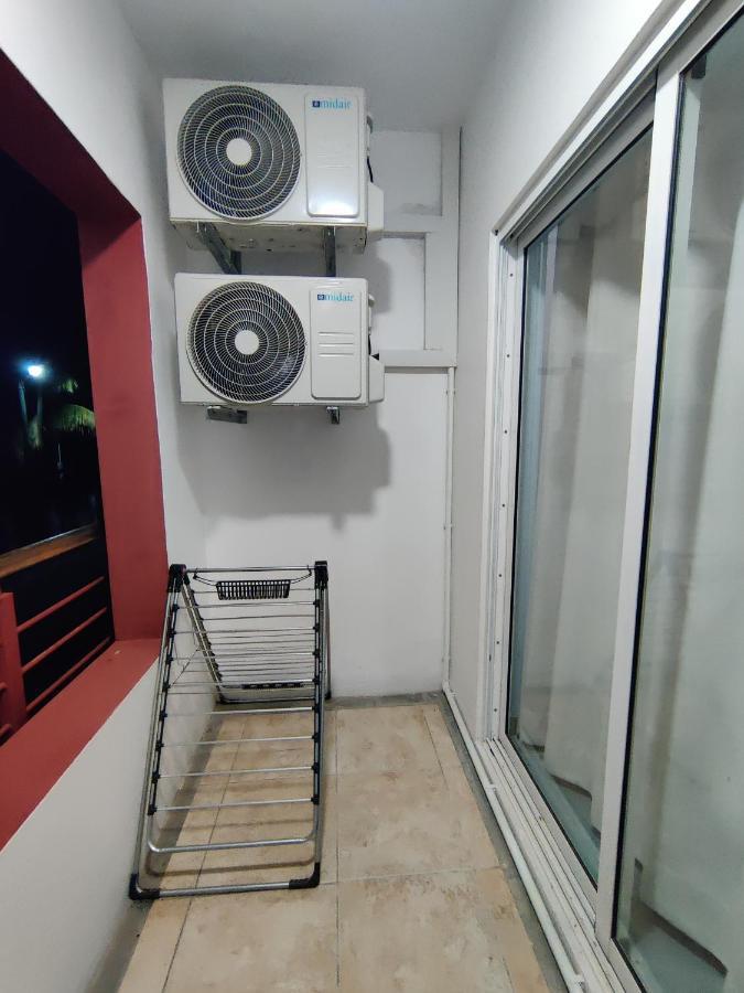 Ashiana Oceanside Apartment Flic en Flac Exterior photo